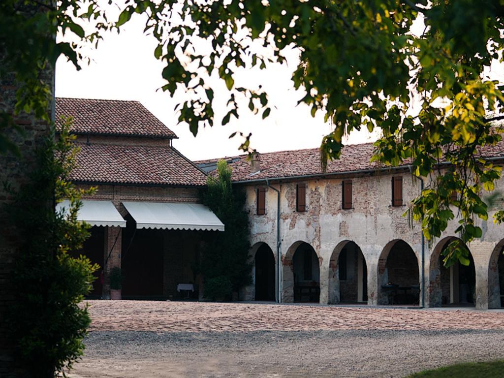 Вилла Antica Grancia Benedettina Колорно Экстерьер фото