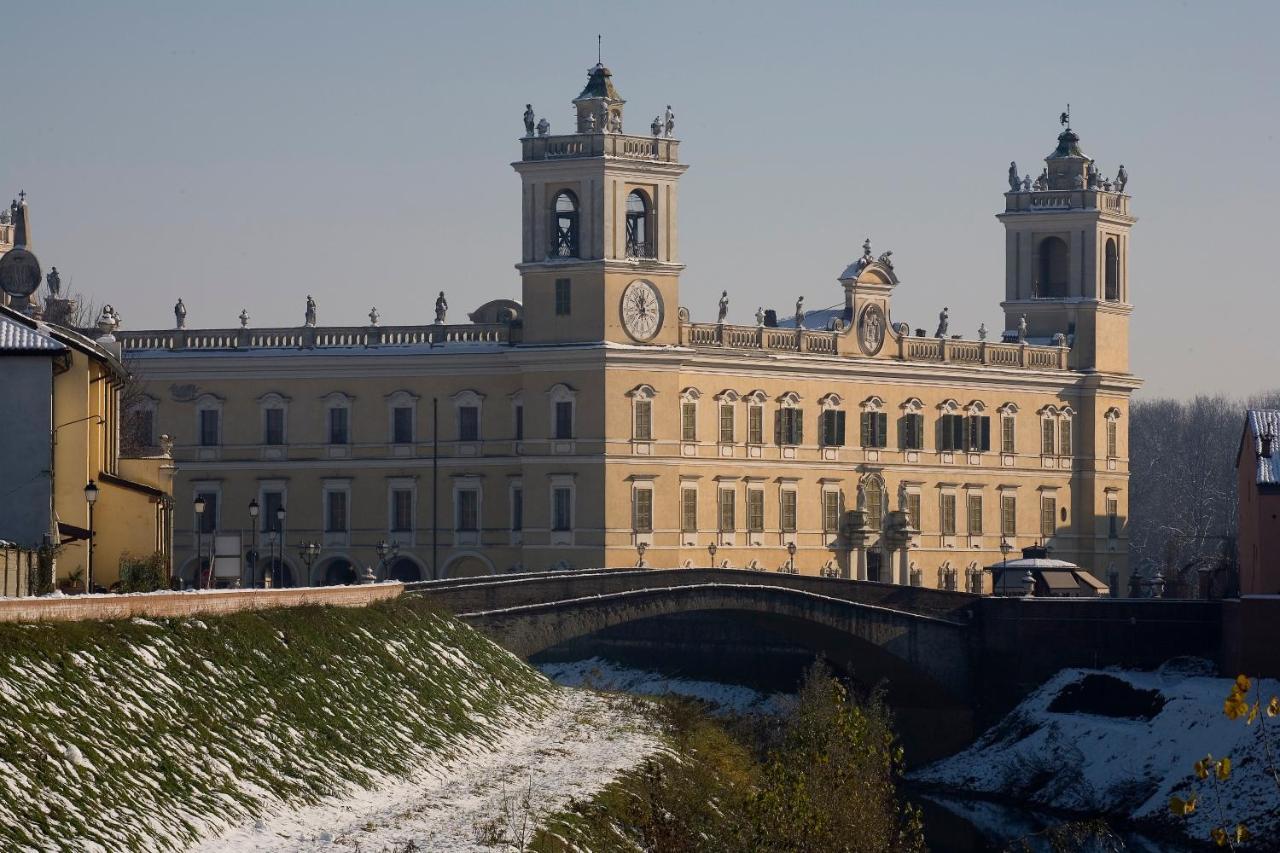 Вилла Antica Grancia Benedettina Колорно Экстерьер фото
